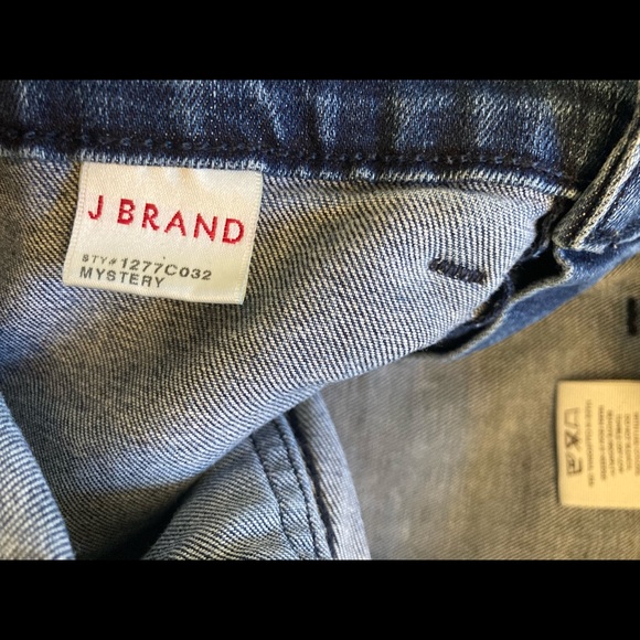 J Brand High Waisted Wide Leg Denim Pant - Picture 4 of 5